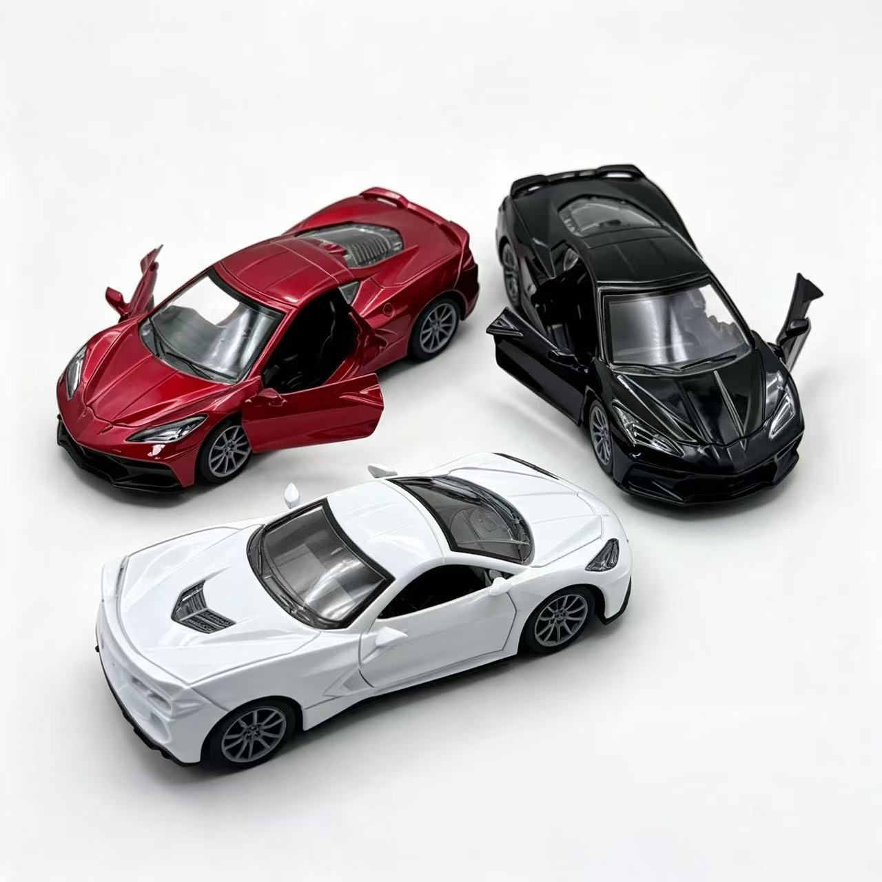 Kids Toys Car - スケールキャストシミュレーション合金製おもちゃの車、ドアが開くプルバックドライブ式、子供向けコレクタブルモデルカー