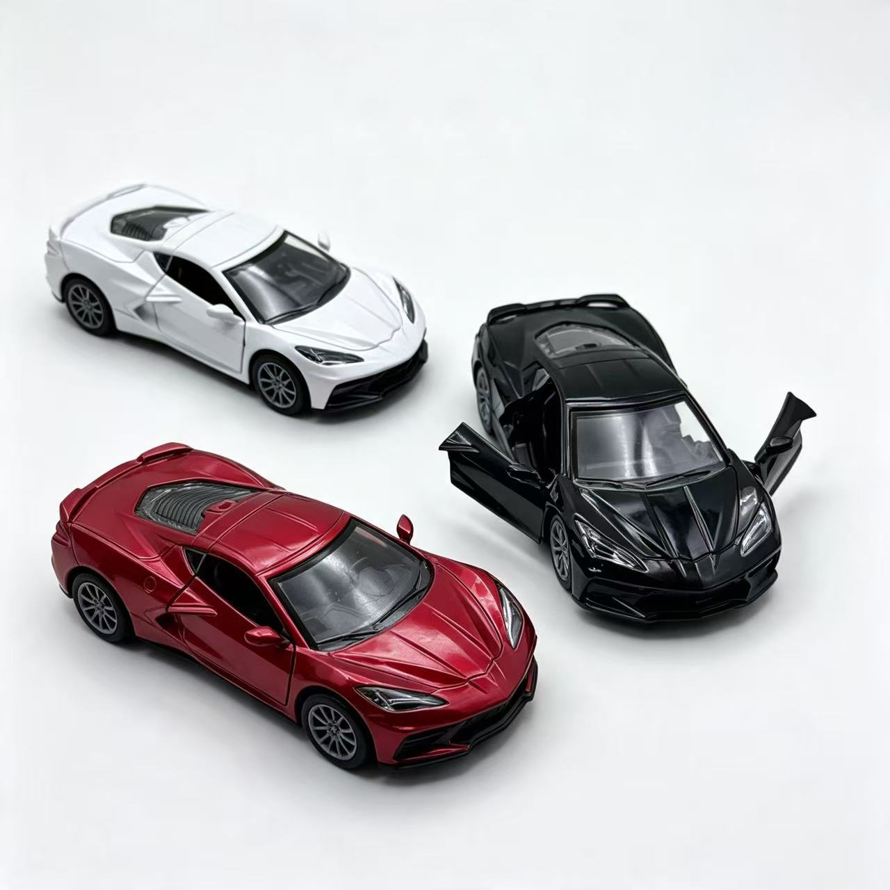スケールキャストシミュレーション合金製おもちゃの車、ドアが開 - Kids Toys Car のレビューと価格